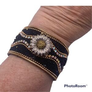 Black & Gold Beaded Bracelet Snap Jewelry & 18mm Metal Sunflower Ginger Snap NWT